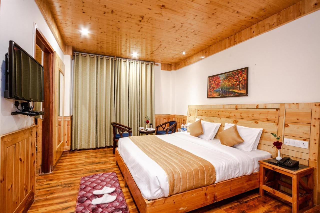 Tripli Hotels Stone House Cottage Manali  Bagian luar foto