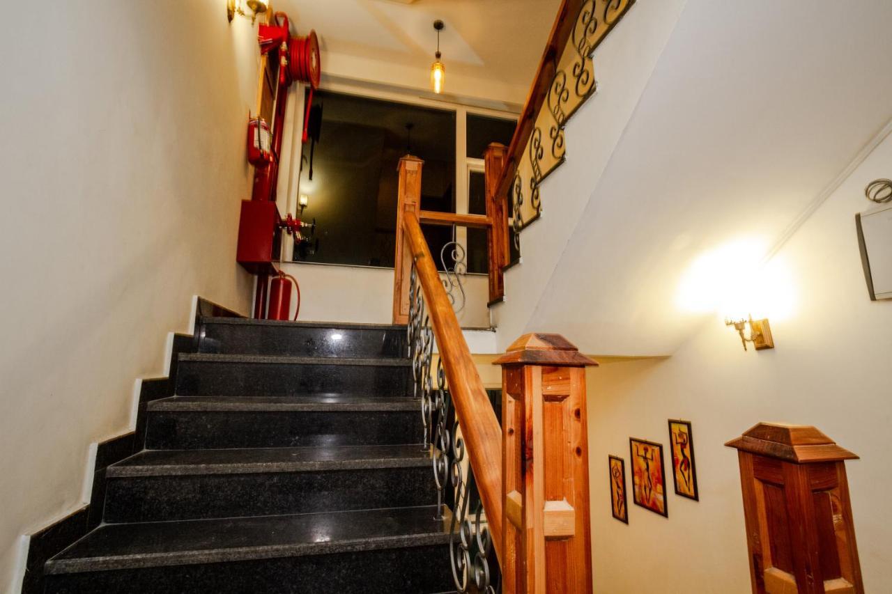 Tripli Hotels Stone House Cottage Manali  Bagian luar foto
